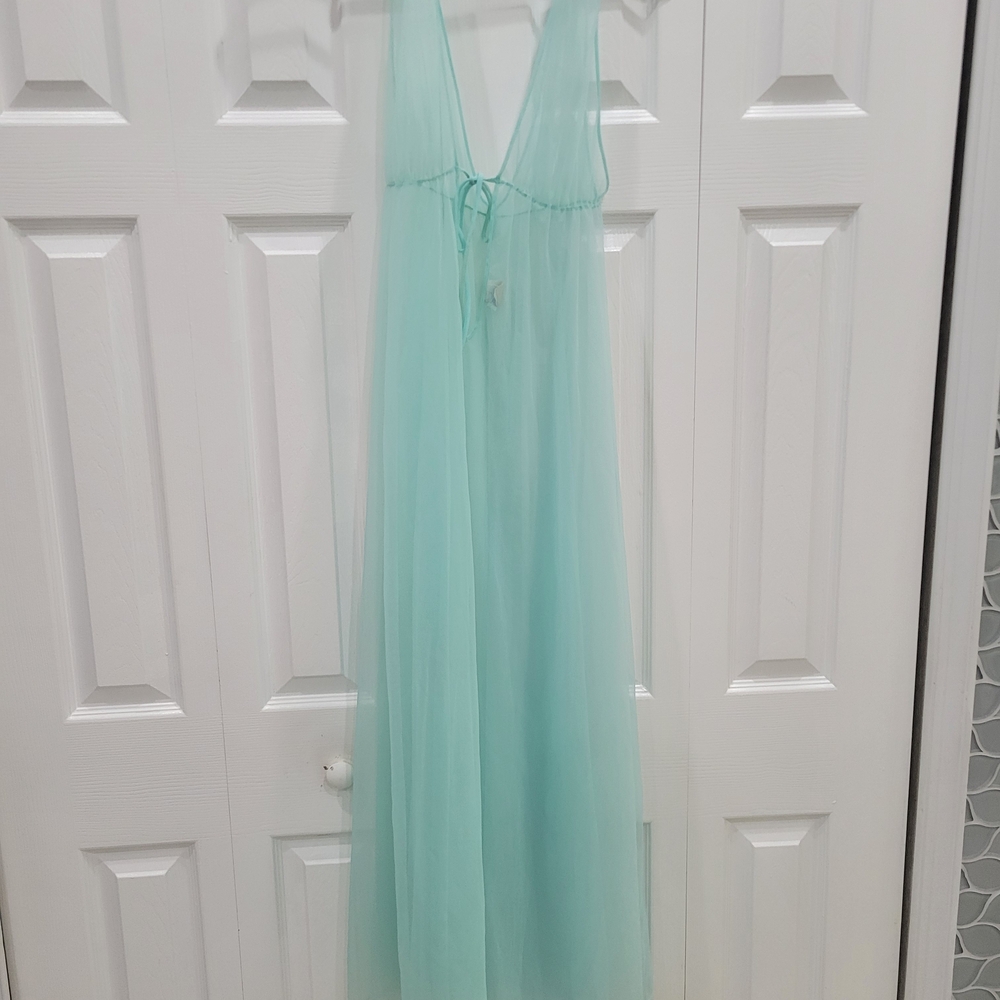 Elegant Mint Green Sleepwear Chemise